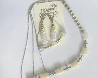 Conjunto de joyería de botones y perlas hechos a mano