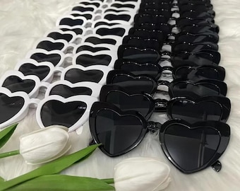Black and White Heart Shaped Party Glasses, 30pcs Bridal Shower & Wedding Party Supplies for Bride, Groom and Bridesmaids, Resin Sunglasses