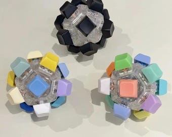 12-Key Finger Button Fidget Toy Keychain, Mechanical Keyboard Keycap Clicker, Stress Relief Desk Toy, Decompression Gift for Gamers