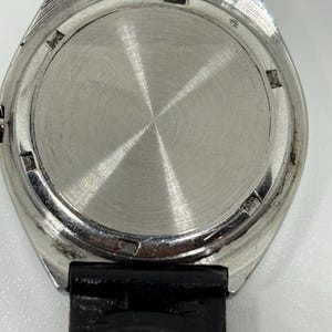 Vintage Ulysse Nardin 17 Jewels Manual Winding Swiss Made Men's Wristwatch Red Dial image 8