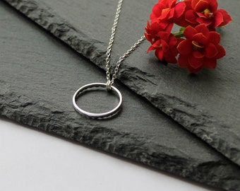 Sterling silver circle necklace. Minimalist circle necklace. Geometric jewellery. Simple circle pendant necklace. Silver circle pendant.