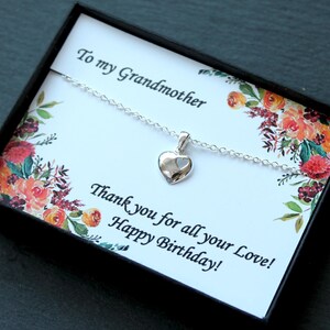 Collar de la abuela. Collar de corazón de plata de primera ley. Colgante de corazón SIlver. Regalo de cumpleaños de la abuela. Día de la Madre. Regalo de la tarjeta del mensaje de cumpleaños