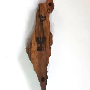 Madera de nogal Mezuzah caso mapa israelí forma hecha a mano regalo de boda M135