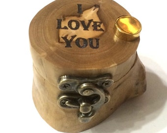 Valentine day, I love you, Olive wood Ring box, ring box, wedding proposal, olive wood, Israeli souvenir, Israeli engraved gifts mm08