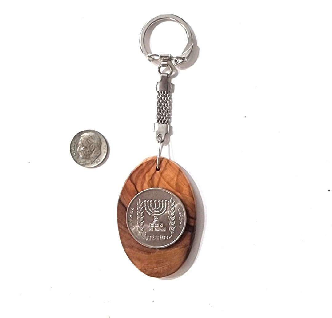 Olive Wood Keychain With Israeli Old Coin Lira Emblem of the State of ...