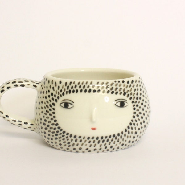 Spotty cappuccino cup - with 3D face