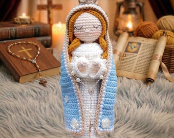 Selige Mutter Maria Häkelpuppe, Jungfrau Maria Handgemachtes Amigurimi, Weiche Marian Statue Plushies, Religiöses Taufe Dekor, Katholische Geschenke