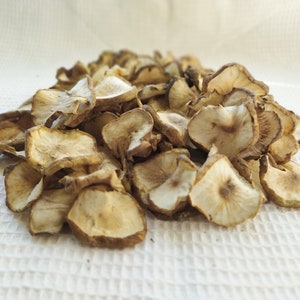 Dried Jerusalem Artichoke flakes 50, 100 g. Sunchoke, sunroots, topinambur, earth apple chips. Organic, home grown. Helianthus tuberosus image 2