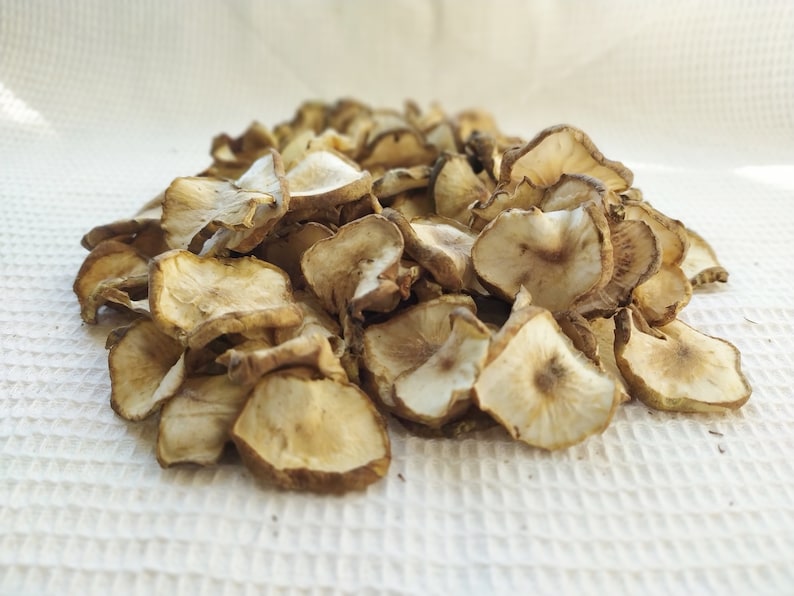 Dried Jerusalem Artichoke flakes 50, 100 g. Sunchoke, sunroots, topinambur, earth apple chips. Organic, home grown. Helianthus tuberosus image 2