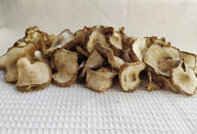 Dried Jerusalem Artichoke flakes 50, 100 g. Sunchoke, sunroots, topinambur, earth apple chips. Organic, home grown. Helianthus tuberosus image 4