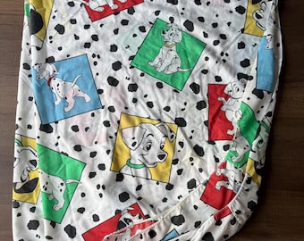 Vintage 1990s 101 Dalmatians Full Fitted Sheet – Disney Puppy Bedding – Dalmatian Print Fabric – Kids Room Decor – Sewing Craft Fabric