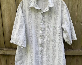 Vintage 90s Abstract Print Button Up Shirt Large Gray White Cotton Textured Oversized Short Sleeve