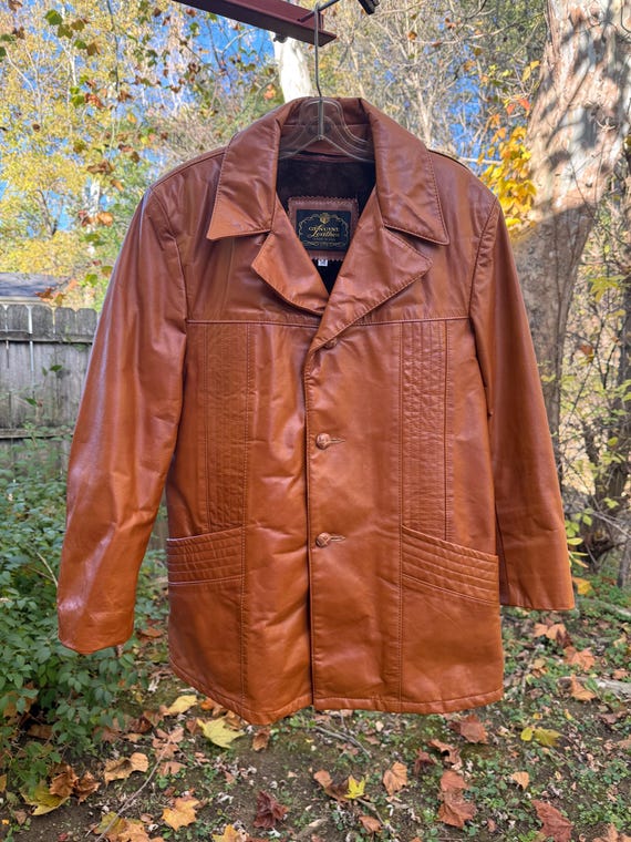 Vintage Men’s Leather Coat size 38 (mens small)