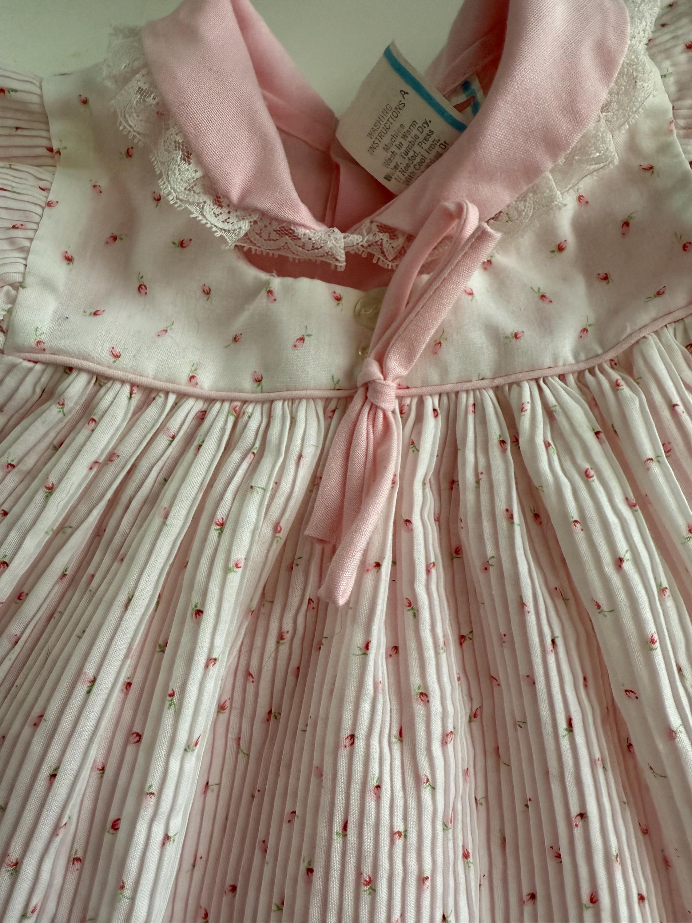 【soor ploom】FlutterDress RosebudPrint 2Y soor ploom】FlutterDress RosebudPrint 2Y - メルカリ