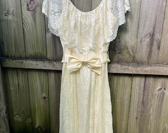 Vintage Lanz Original White Lace Dress Size 8 / 70s 80s Lanz Originals Party Dress Wedding Dress