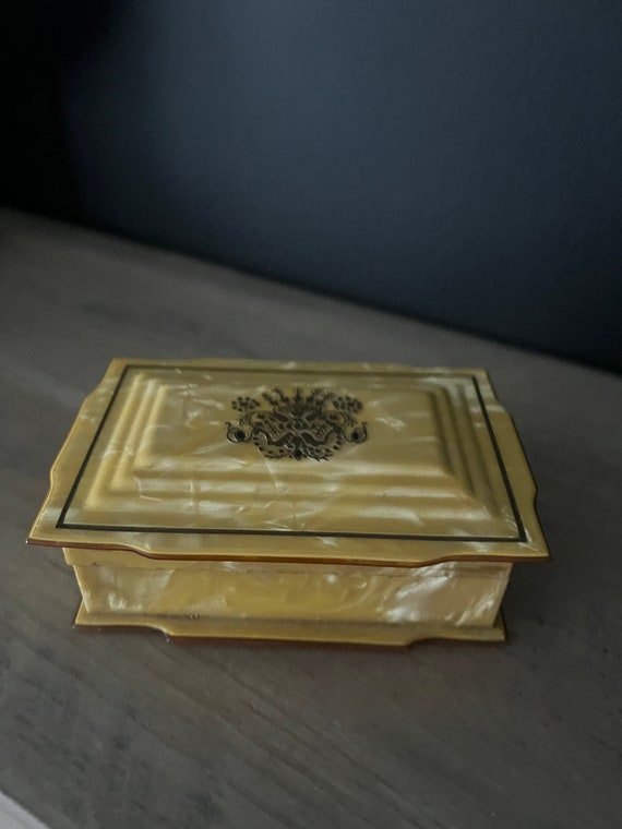 Vintage Celluloid DuPont Marbled Cream Jewelry Box