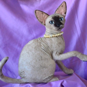 Needle Felted Sphynx cat Sculpture Memory Pet Portrait Wool Felt Kitten Collectible 3d felt realistic ooak cat figurine Pet loss memorial