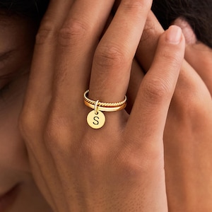 Benutzerdefinierte Initial Ring, Doppel-Schicht-Schmuck, personalisierte Buchstabe Charme Ring, Geschenk für sie