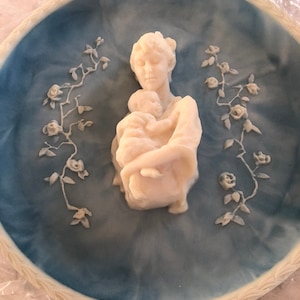 Vintage Avon Plate