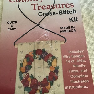 Mini Wreath Cross Stitch Kit