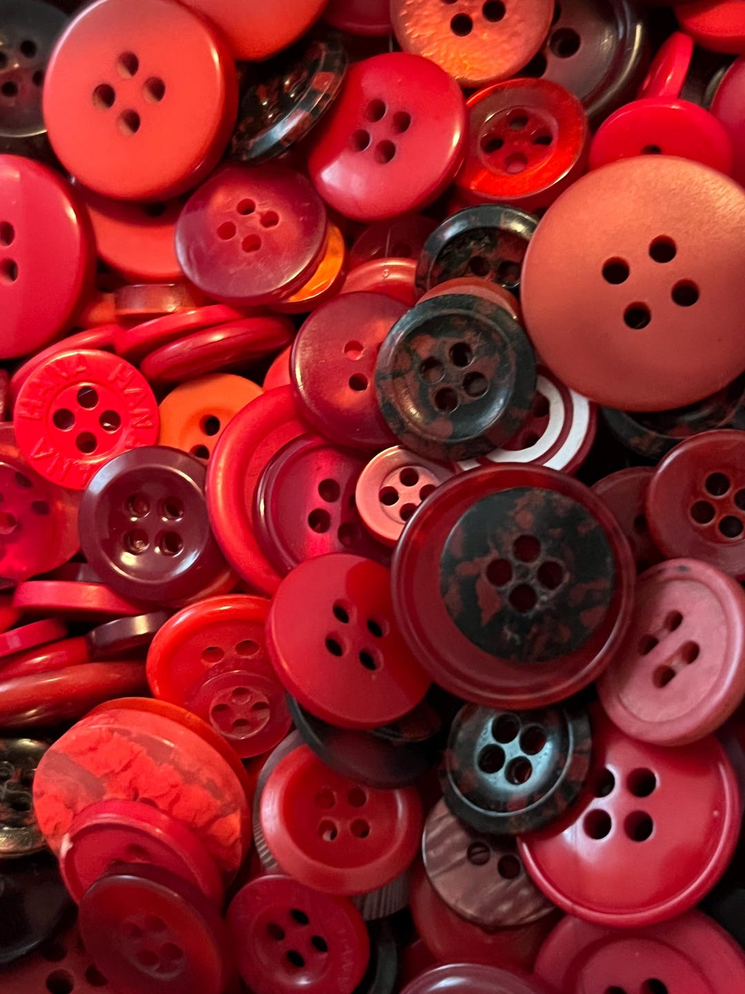 Red - Vintage Buttons - Etsy