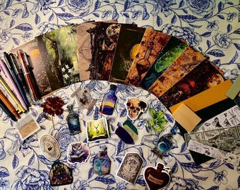 MYSTERY Themed Stationery Bundle