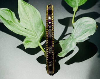 New 2.6 inches diameter narrow purple and silver white crystal bangle bracelet