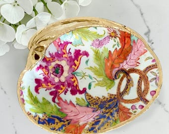 Coastal Ring Dish | Tropical Floral Design | Florida Clam Shell Jewelry Trinket Holder | Engagement Gift