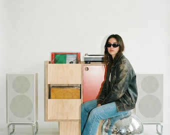 Record Player Stand - Limited Color Edition Modern Vinyl Storage Cabinet - Groove No.1