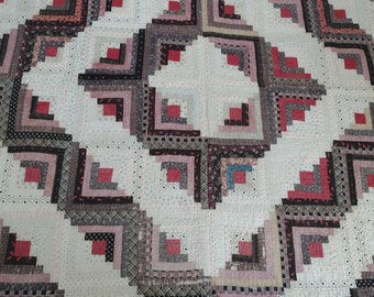 Antique log cabin quilt light and dark pattern 75" x 73.5 hand pieced & quilted  8.5"  x 7.5" blocks, triple borders cable design c. 1880s