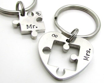 Personalized Couples Keychain Set - Mr & Mrs Keychain Set - Custom Wedding Gift - Personalized Keychain - Hand Stamped Puzzle Keychain