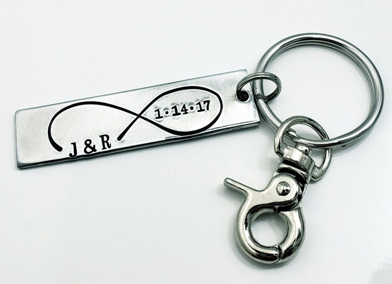 Personalized Anniversary Keychain, Infinity Keychain Hand Stamped Wedding Gift, Personalized Keychain, Couples Keychain with Initials & Date image 4