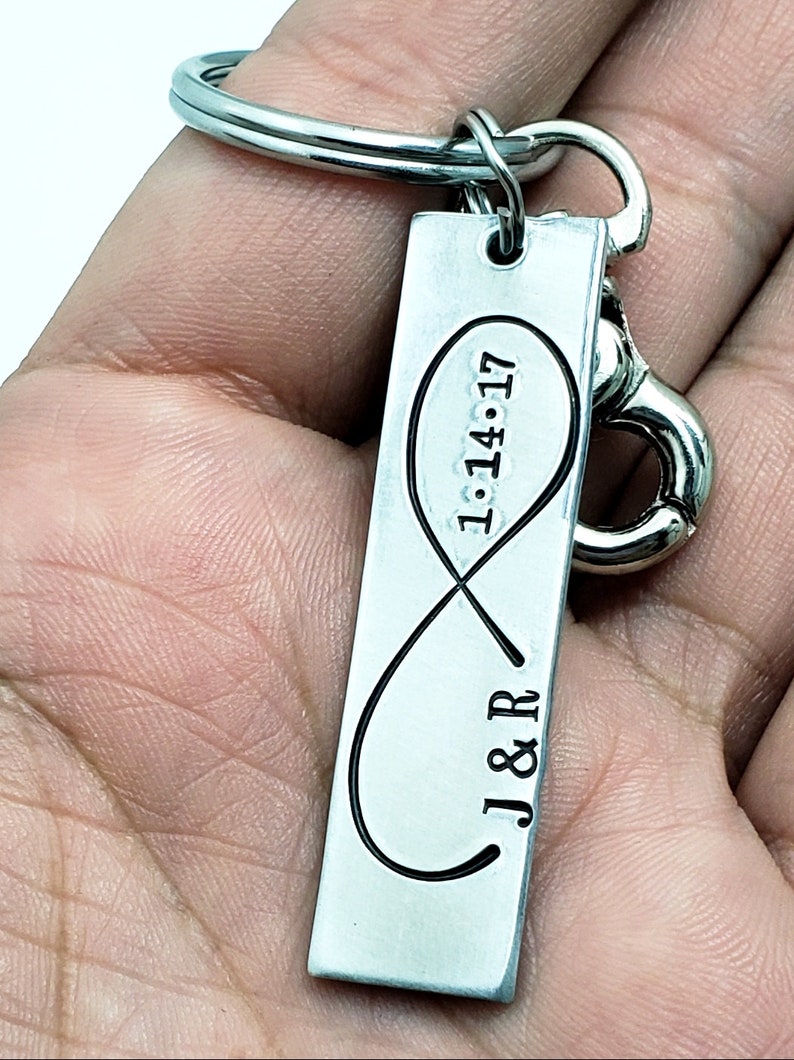 Personalized Anniversary Keychain, Infinity Keychain Hand Stamped Wedding Gift, Personalized Keychain, Couples Keychain with Initials & Date image 7