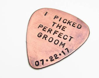 Mens Personalized Groom Gift - Personalized Guitar Pick with Leather Key Chain Holder - Hand Stamped Guitar Pick - Wedding Gift for Him