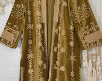 Handmade Velvet Suzani Embroidered Long Kimono Boho Suzani long Statement Jacket Jacket Ethnic Outerwear Gift For Her Duster Coat