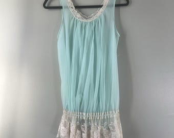 Miss Elaine sheer blue nightgown, mini length with lace trim, size est Medium