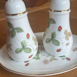 Wedgewood Wild Strawberry China - Etsy