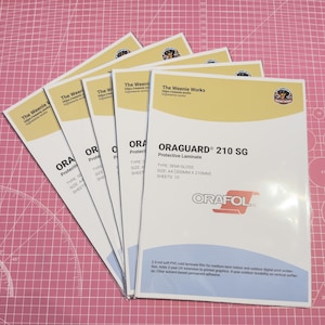 ORAGUARD 210 halvblanka laminatark A4, UV- och vattenbeständiga (10-pack)