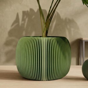 Modern Ribbed Indoor Planter with drainage and drip tray 3D Printed Eclipse Series Unique colors succulent mid-century
