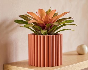 Moderne plantenbak met afvoer en bak 3D-geprint met lekbak Moderne plantenbak met afvoergat binnen succulente pot Palo XL-serie