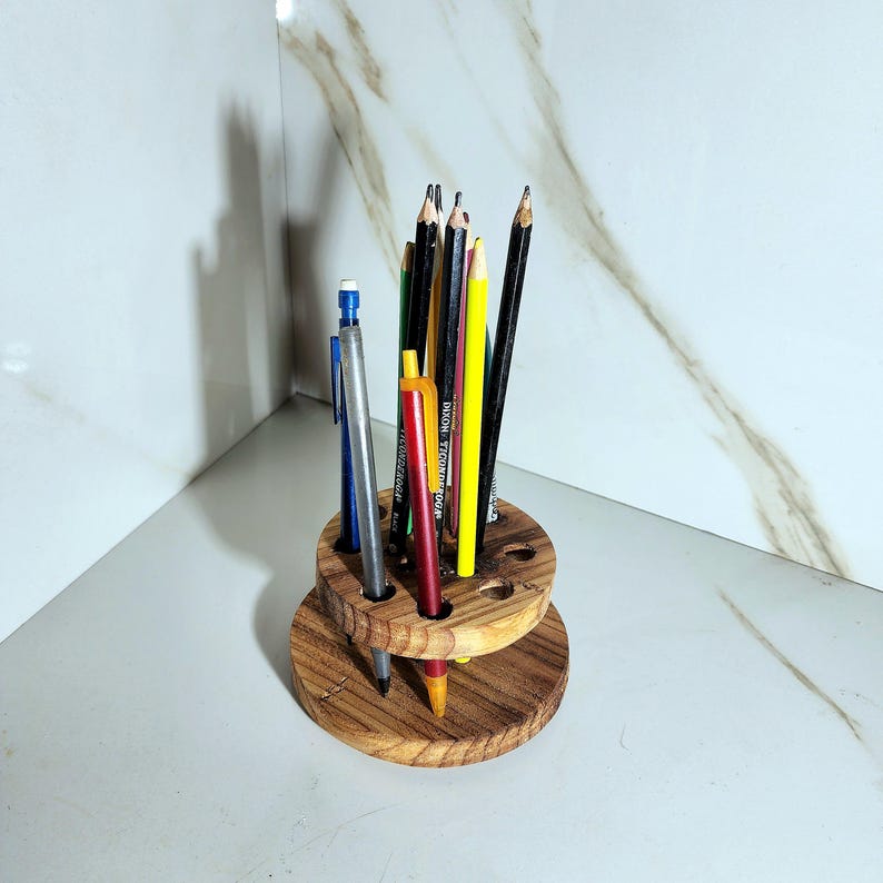 Drawing and Drafting Speed Reloader | Spinning Pencil Brush Organizer ...