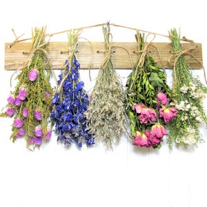 Reclaimed Wood Dried Flower Rack: Farmhouse Wall Decor