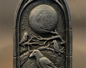 Raven's Moon wall plaque by Jay Hungate