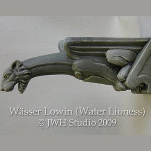 Wässer Lowin (Water Lioness) gargoyle by Jay W. Hungate