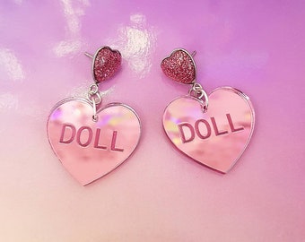Kawaii Pink Heart Earrings – Etched Doll, Harajuku Style