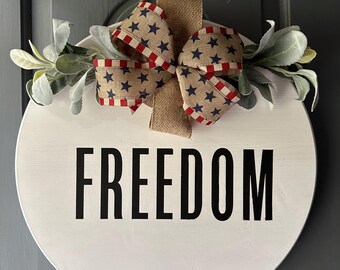 Adorno de puerta pintado a mano con la palabra "Libertad": Letrero redondo de bienvenida para el porche de 45 cm (18").