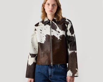 Damjacka i västerländskt äkta kohud: Handgjord kappa i vintagestil i cowgirlstil