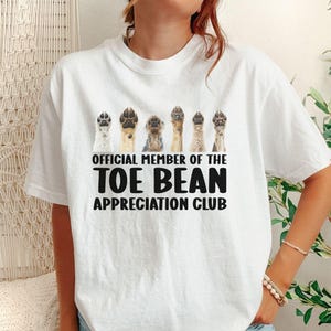 Funny Toe Bean Appreciation Dog Mom Shirt, Comfort Colors Dog Lover T-Shirt, Humorous Pet Tee, Dog Owner Gift, Oversize Graphic Dog Tee