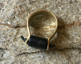 Minimalist Metal and Leather Ring, Contemporary Ring for Men or Women alike , Statement Rings, Artistic and Unique Ring in Gold and Black