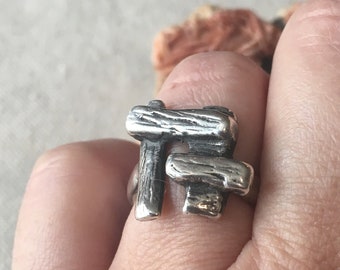 Unique oxidized silver ring, Silver log ring, Contemporary artistic jewelry, Ring For Him Or Her, Modernist style inspired ring, Sculptural